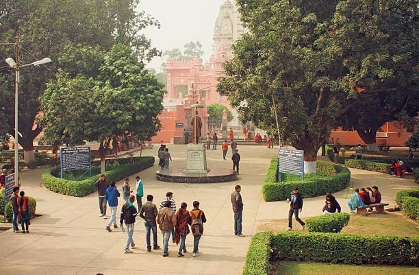 Institute & Alumni Engagement